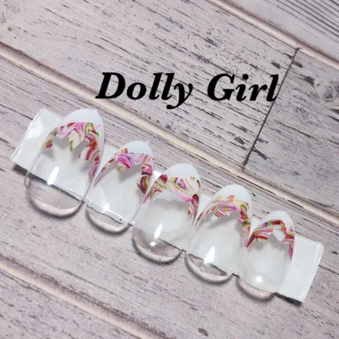 ネイル DollyGirl KYOKOのネイルデザイン