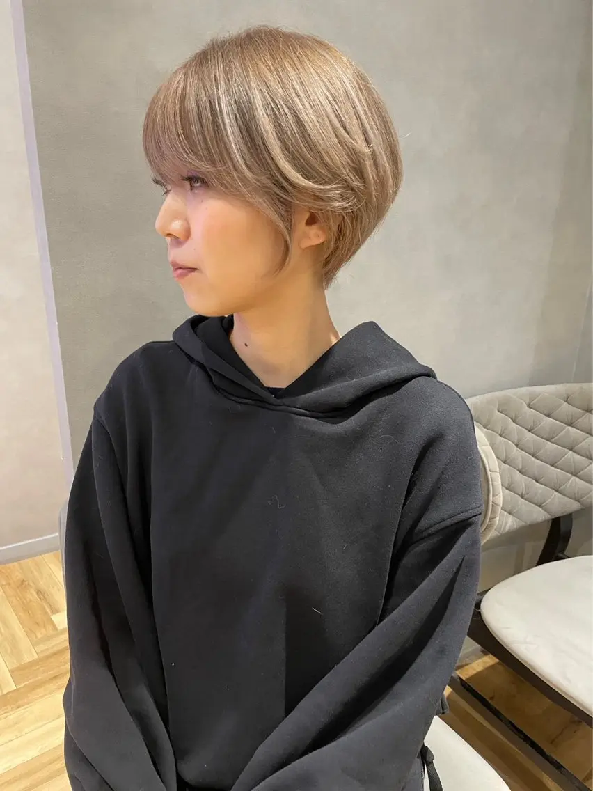 ショート カラー 出仙 拓巳のヘアスタイル