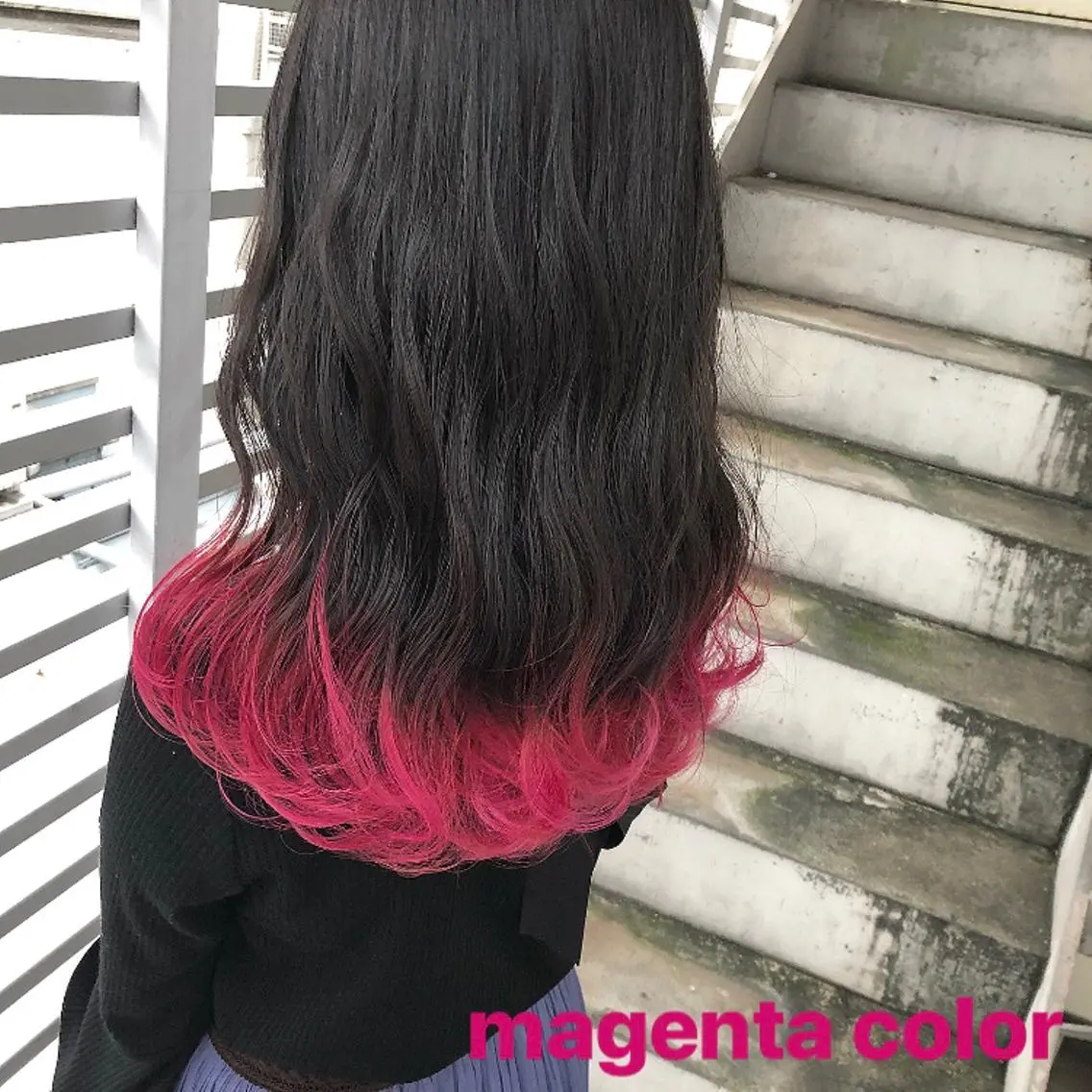 セミロング カラー ヘアカラー 韓国🇰🇷レイヤー 映える顔周り🩷のヘアスタイル