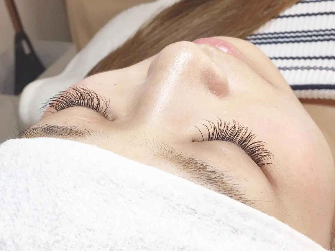ミディアム カラー パーマ ヘアアレンジ メンズ キッズ ネイル マツエク・マツパ brille ~eyelash~のヘアスタイル