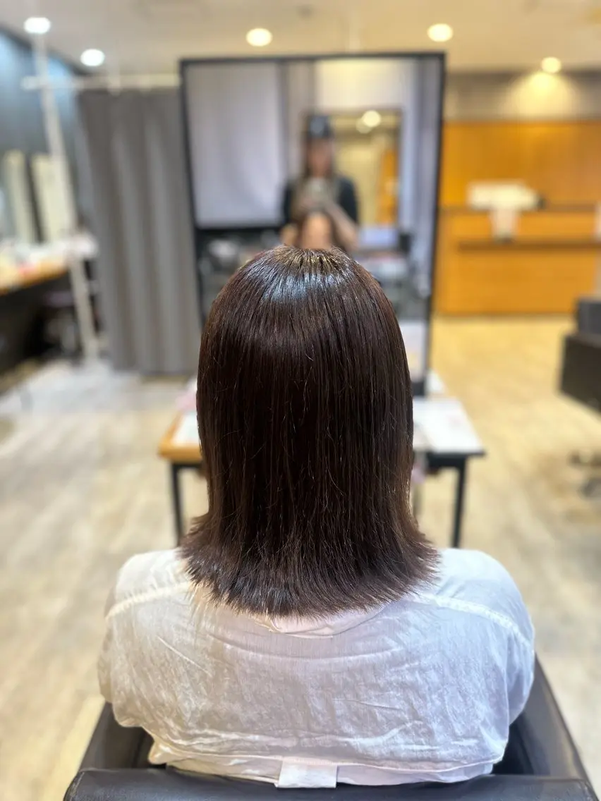 ショート カラー Modek's 西宮 akariのヘアスタイル
