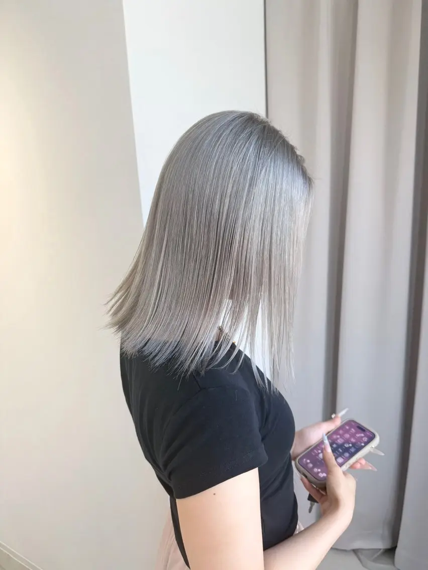 ハイケアブリーチ×カット×オージュアトリートメントの写真