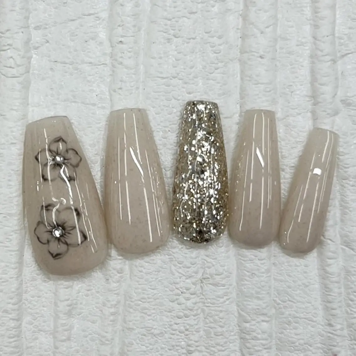 ネイル Nail salon Honey Beeのネイルデザイン