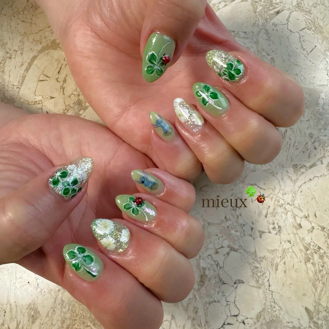 ネイル ハンドネイル フットネイル nail salon mieux(ミュー)のマツエク・マツパデザイン