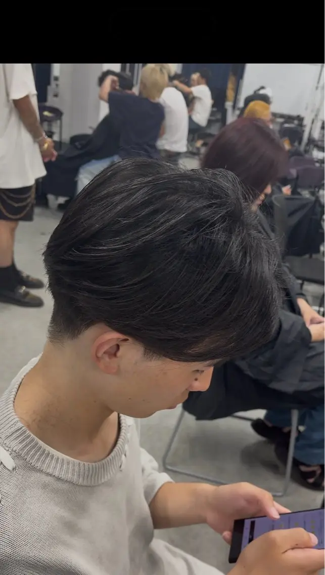 パーマ メンズ センターパート フェザーパーマ メンズハイライト メンズメッシュ マッシュ センターパート/フェ ザー🔥SHUYAのヘアスタイル