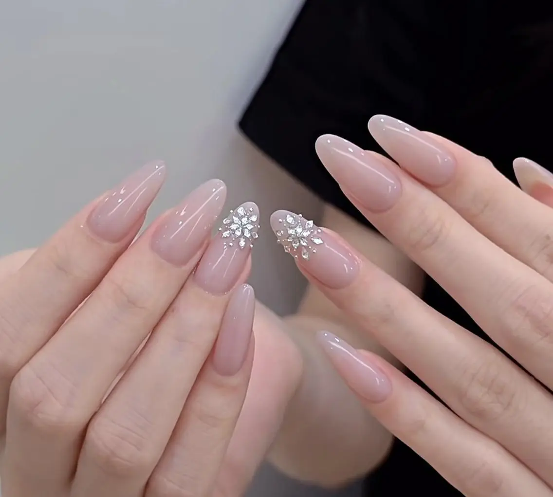 ネイル ハンドネイル Pure&Rich Nailのネイルデザイン