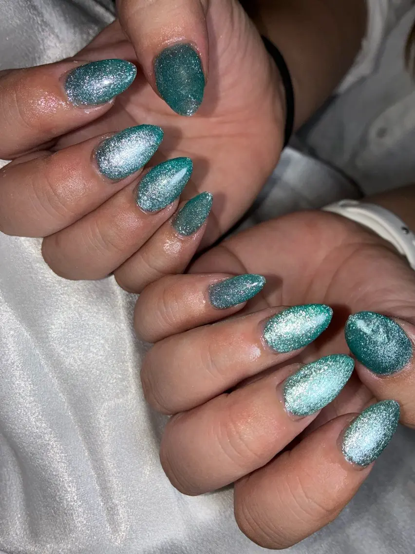 ミディアム ハンドネイル YOKOSUKA NAILS💅🩶のネイルデザイン