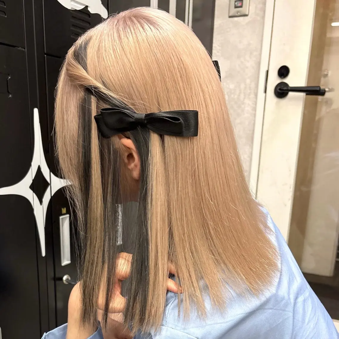 セミロング カラー 渋谷ハイトーン/ まぉまぉのヘアスタイル