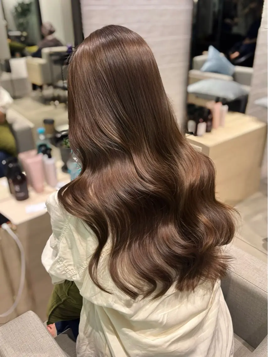 ロング カラー ベージュカラー 透明感カラー 韓国風ヘア レイヤーカット ワンホンレイヤー カット ヘアカラー トリートメント 銀座/韓国レイヤー/ 艶カラー🍓原田侑依のヘアスタイル