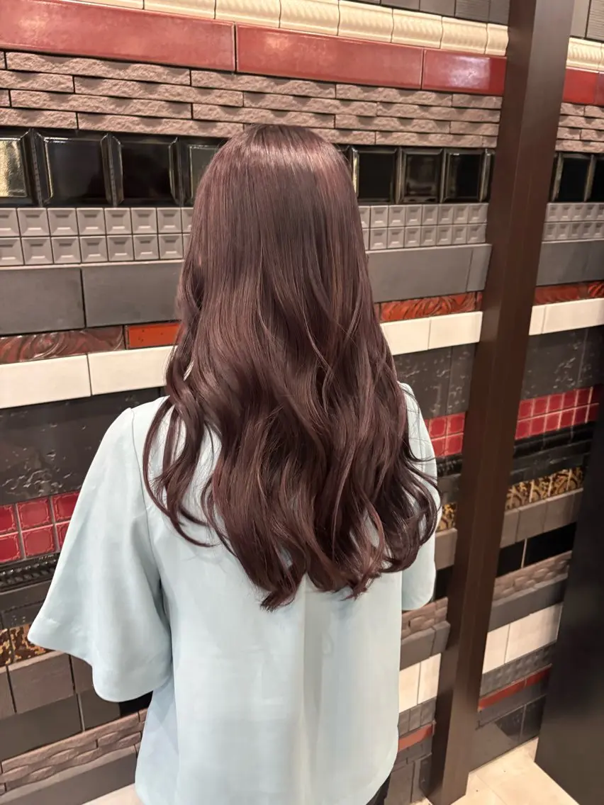 ロング カット ヘアカラー 色落ちまで2度綺麗な ハイトーン🪞/ミクのヘアスタイル