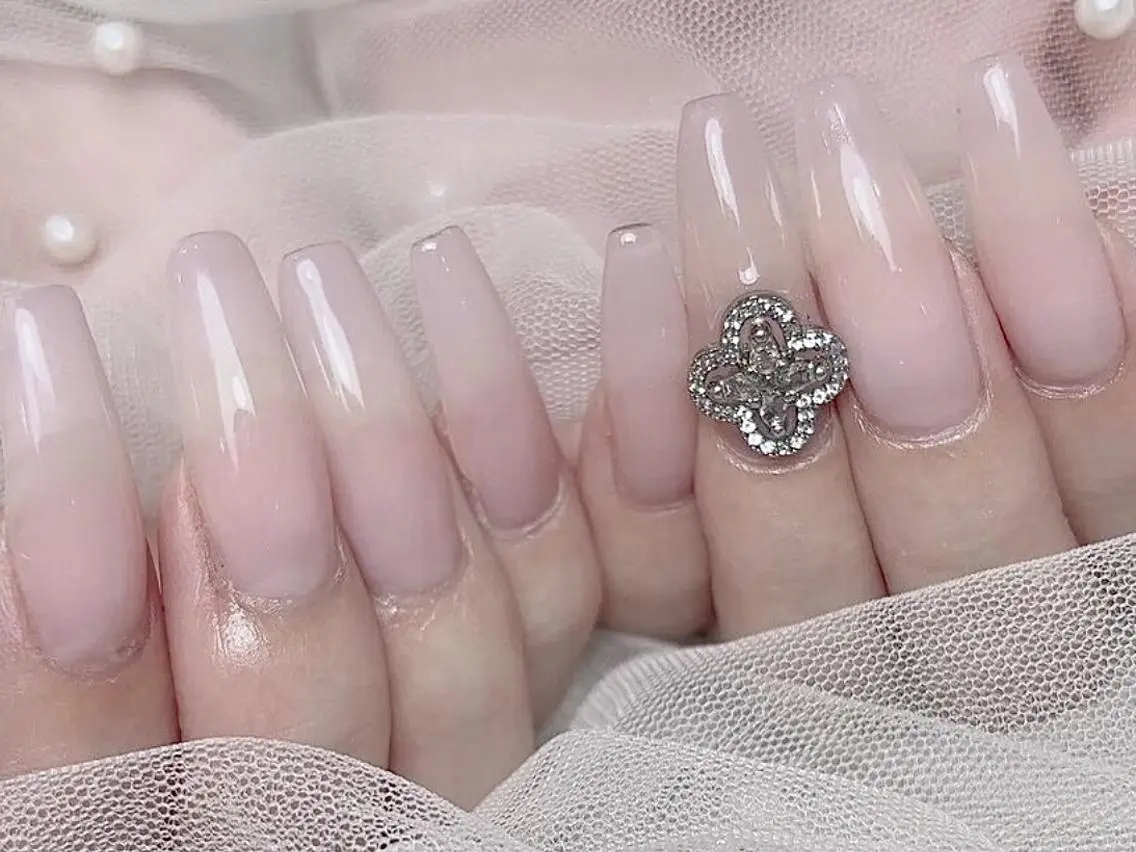 ネイル アートネイル 持ち込み 🦋y y Nail 🤍のネイルデザイン