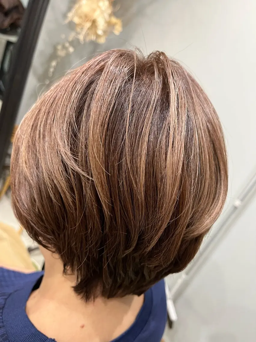 ショート カラー ベージュカラー ブリーチ ハイライトカラー ハイライト フクウラ ミホのヘアスタイル