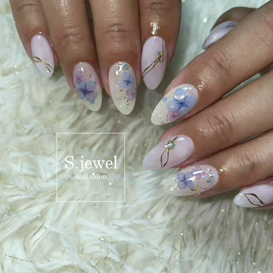 ネイル S. JEWELのネイルデザイン