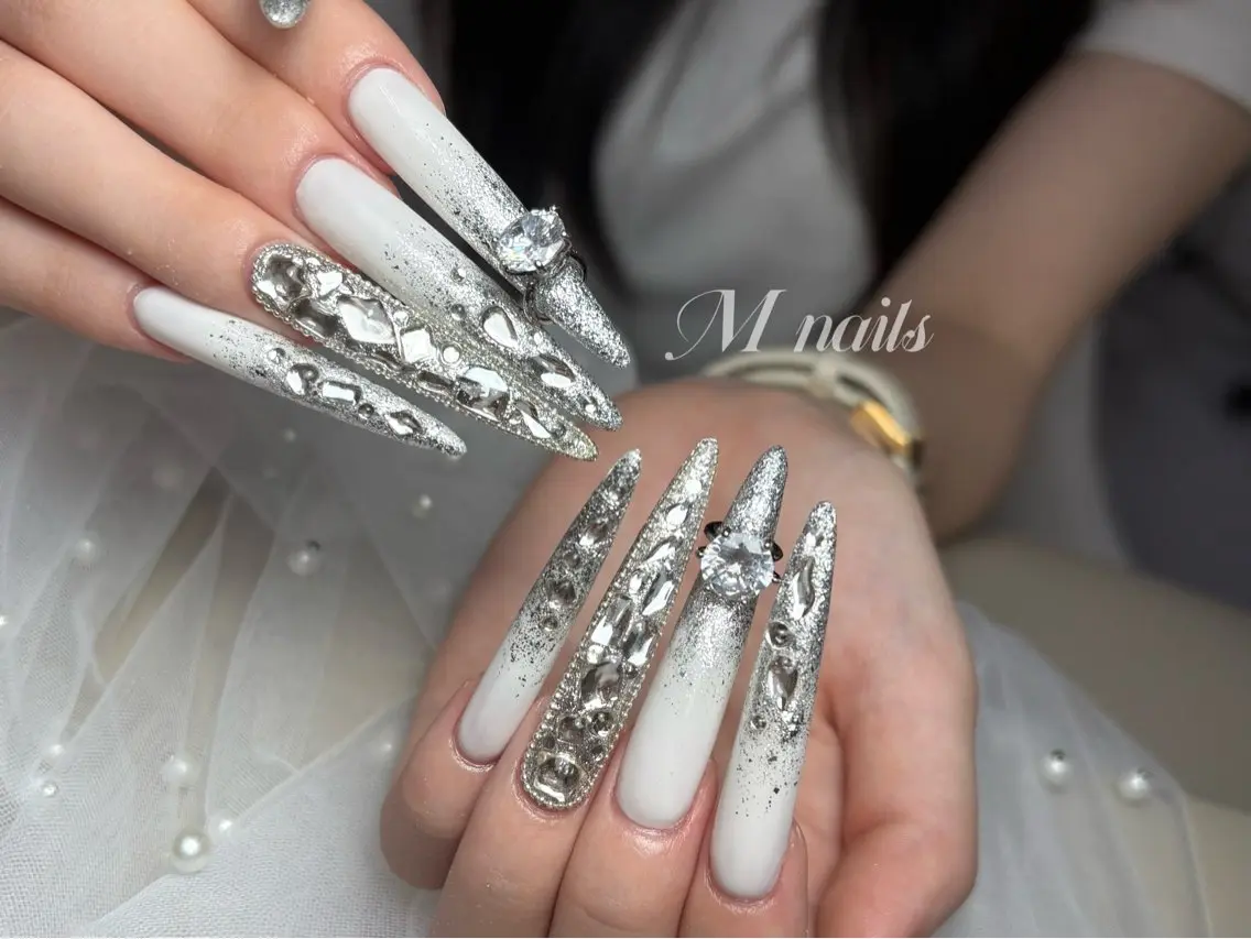 ネイル M 🌷Nail 長さだし専門店のネイルデザイン