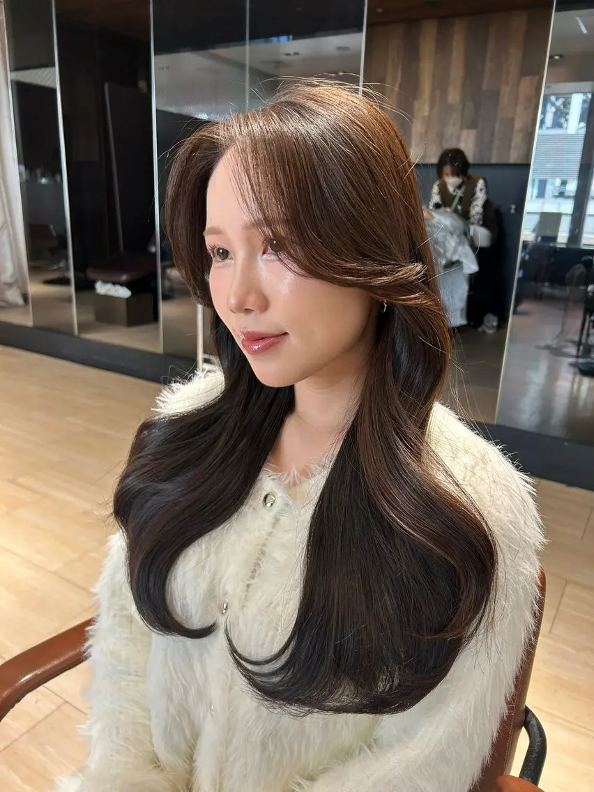 ロング カット ヘアカラー トリートメント 🎀大竹美侑／顔まわ りカット／レイヤーのヘアスタイル