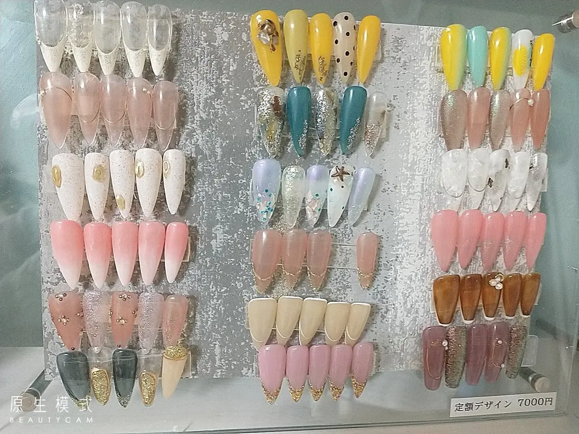 ネイル SYR nail salonのネイルデザイン