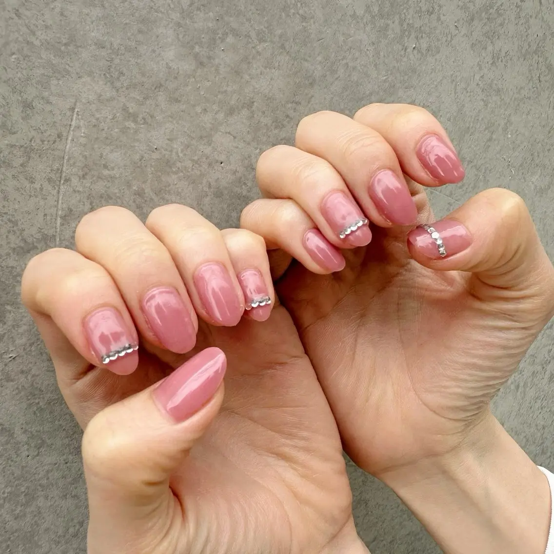 ネイル 氷ネイル・うるうるネイル 韓国ネイル ニュアンスネイル オフィスネイル ピンク 🪞KAPE NAIL 🪞のネイルデザイン