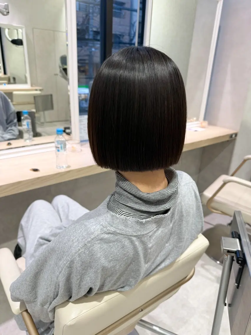 ミディアム パーマ カット 縮毛矯正 トリートメント 美髪⭐︎髪質改善 井上　康司のヘアスタイル