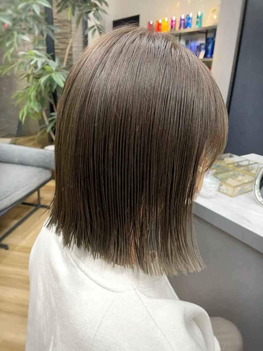 【オススメ🫧‎🤍】ミディアム＆ロング5cm以上限定！イメチェンカット＋ダメージケア美容液付き!!の写真
