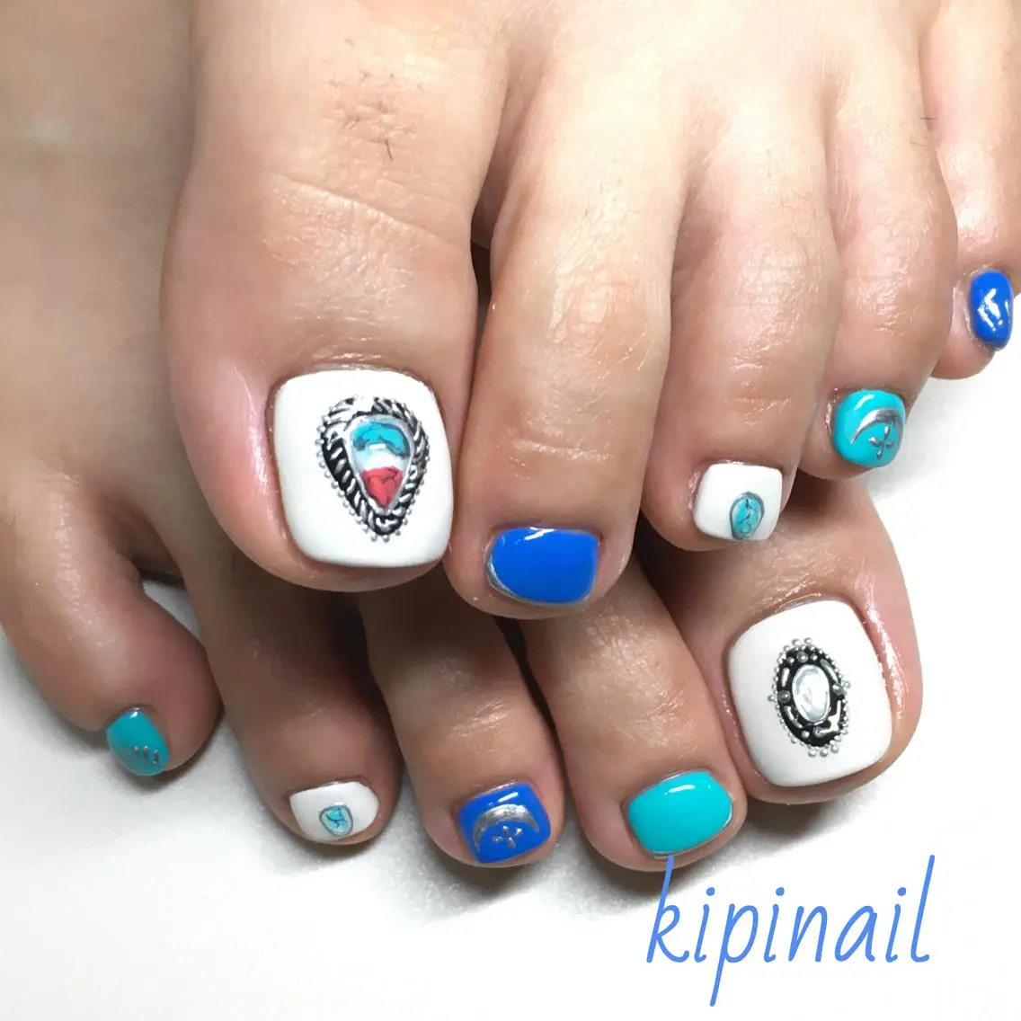 ネイル アートネイル フットネイル ストーンネイル kipinail 川﨑えりかのネイルデザイン