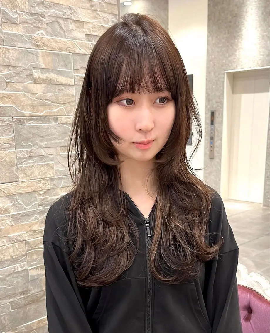 ロング ロング ウルフカット 大阪ウルフカット 🐺デザインカラーのヘアスタイル
