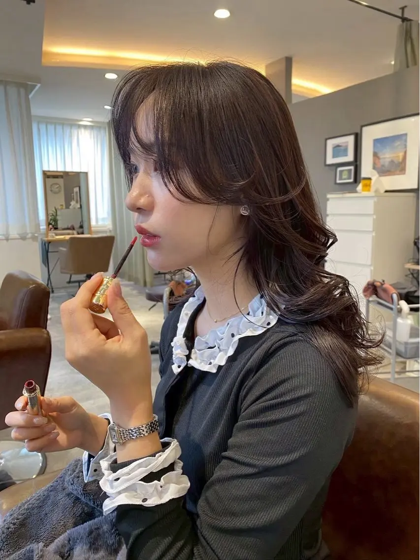セミロング 【Aime】 ユウアのヘアスタイル