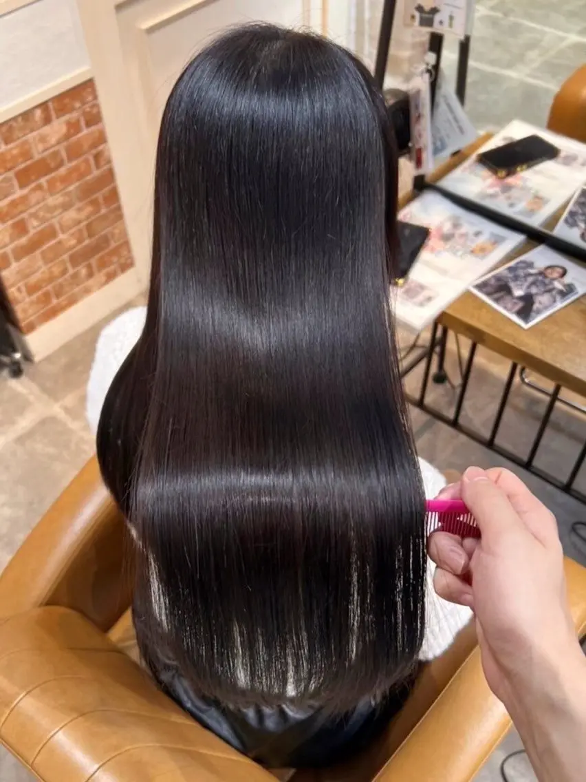 ミディアム 髪質改善 縮毛矯正 カット ヘアカラー 縮毛矯正 トリートメント 🫧小顔顔周りカット レイヤー/縮毛/白倉のヘアスタイル