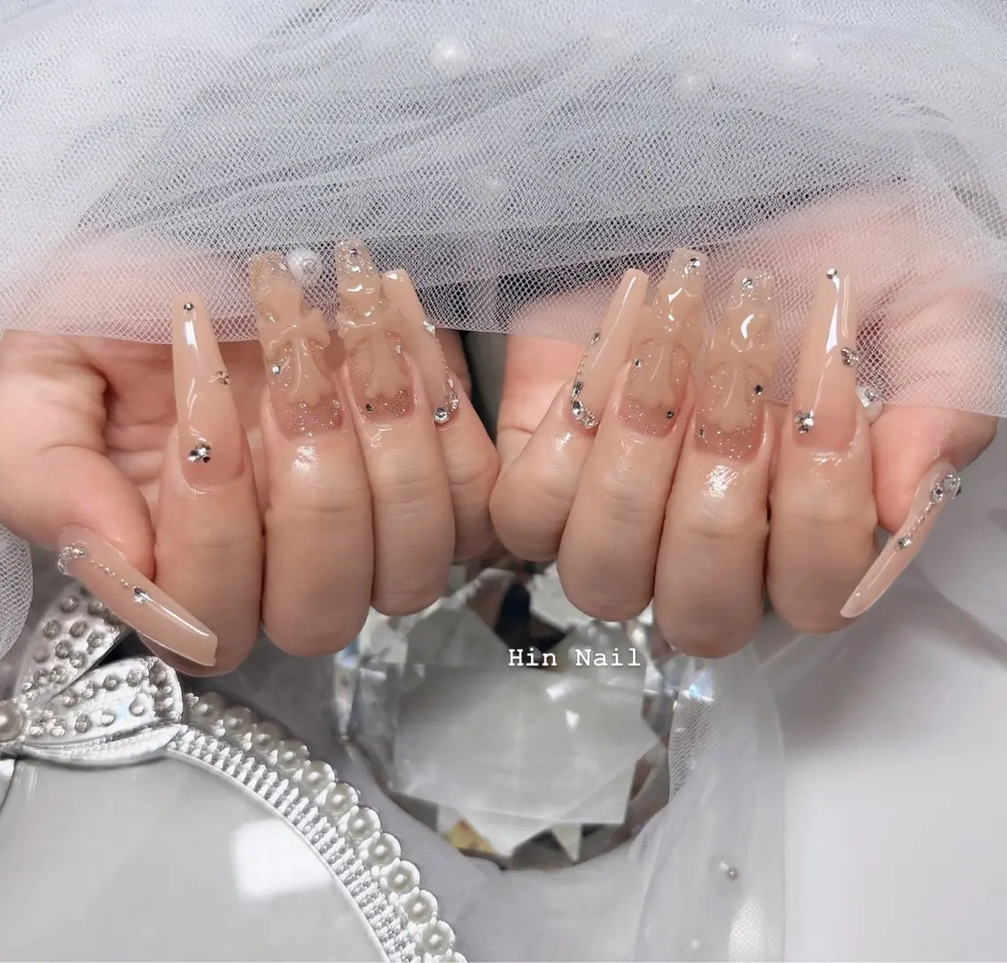 ネイル ハンドネイル HIN NAILのネイルデザイン