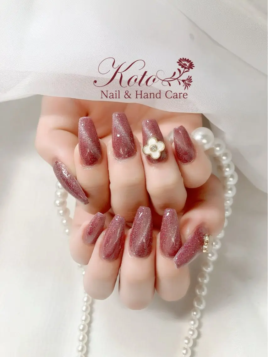 ネイル 長さ出し ジェルネイル マグネットネイル 持ち込み ニュアンスネイル ハンドネイル Nail Salon KOTOのネイルデザイン