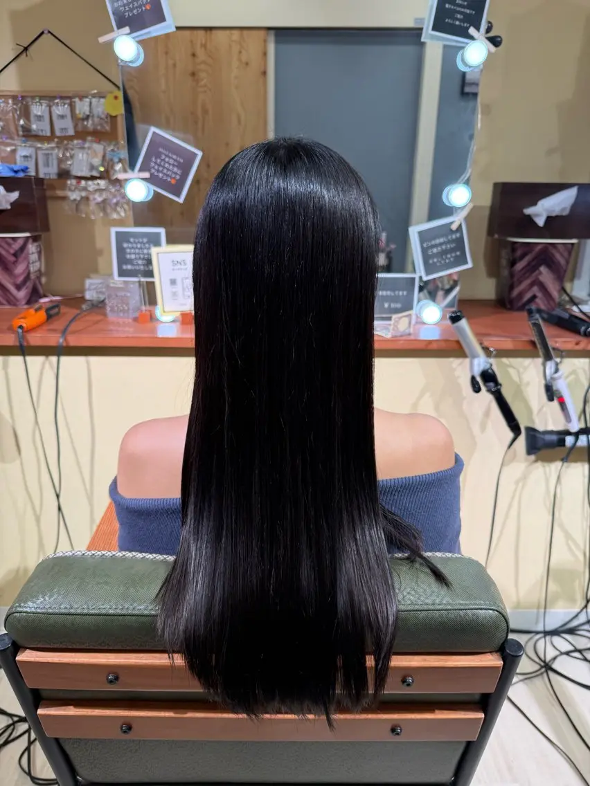 ロング トリートメント 青木 麻紀のヘアスタイル