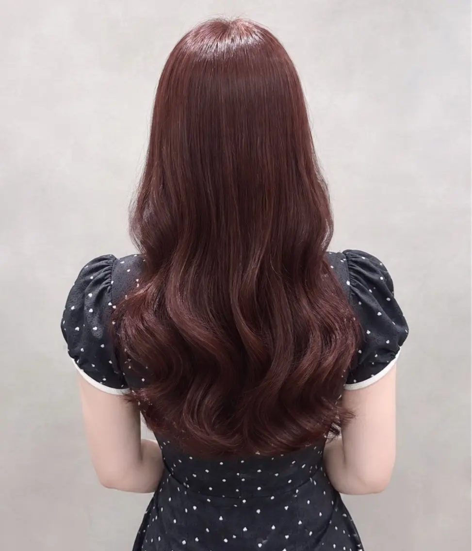 ロング カラー ピンクカラー レッドカラー ヘアカラー トリートメント girly上品ヘア 🎀/ベージュikuのヘアスタイル