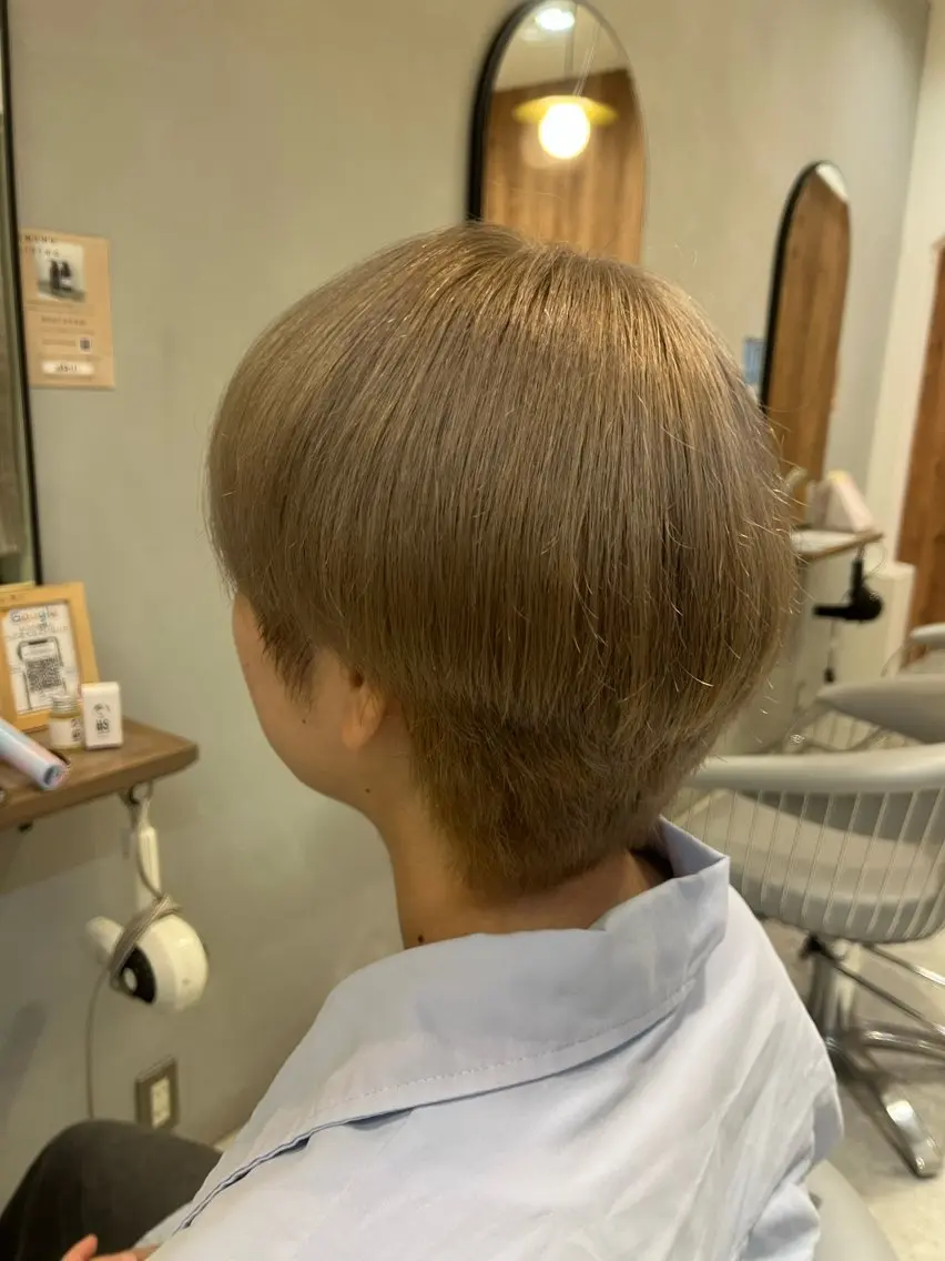ショート カラー よしおか †❤︎のヘアスタイル