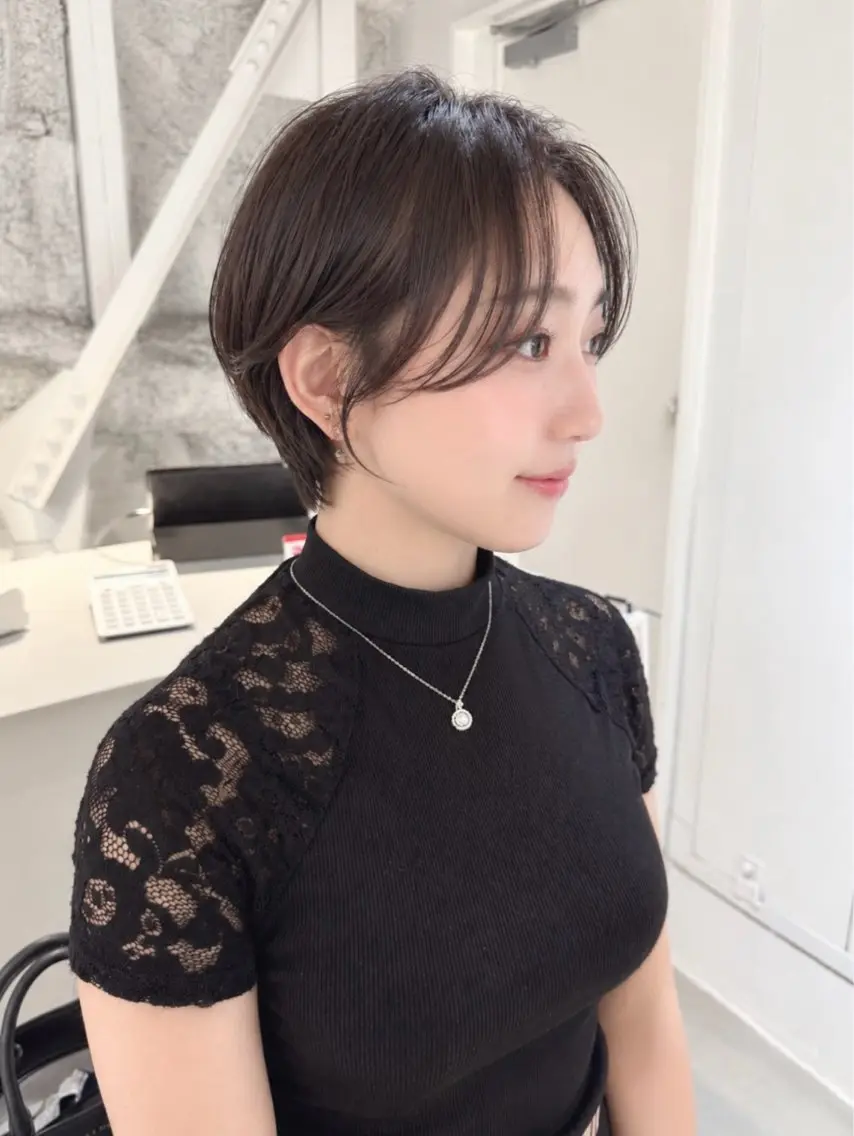 ショート カット ヘアカラー トリートメント 骨格診断で絶対可愛い ✨丸みショート✨凌弥のヘアスタイル