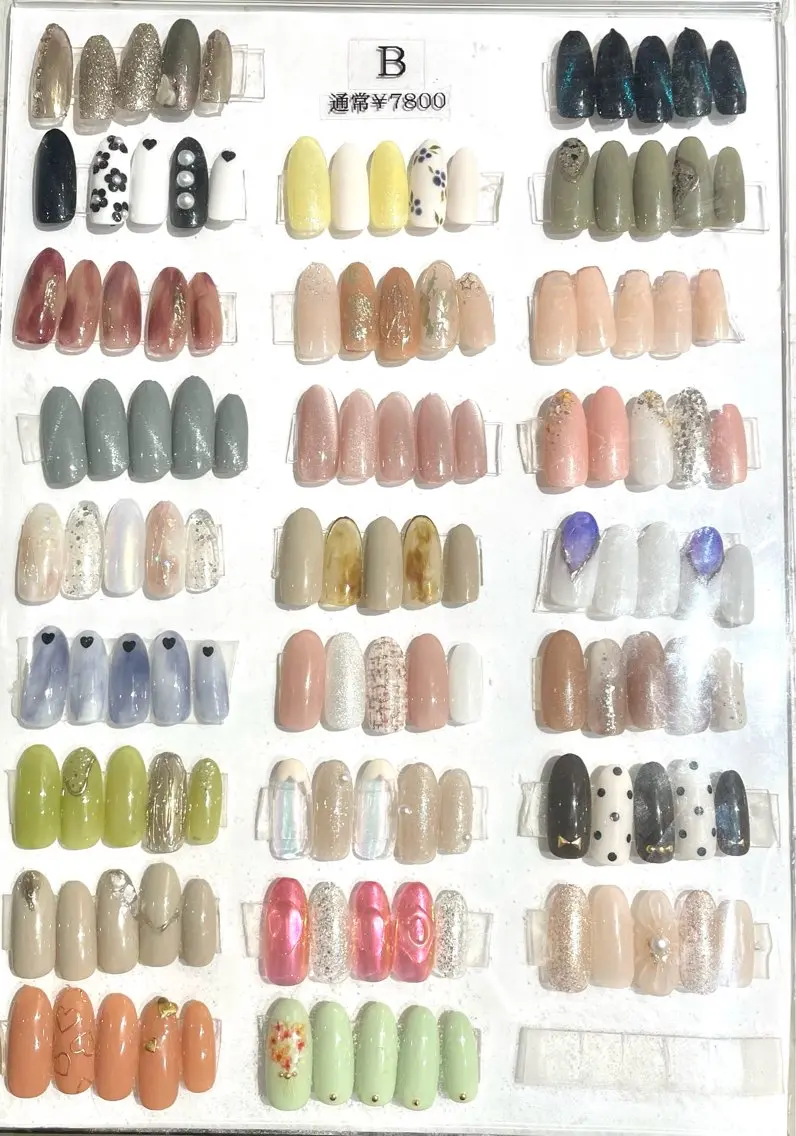 オフなし デザインネイル💅🌼✨の写真
