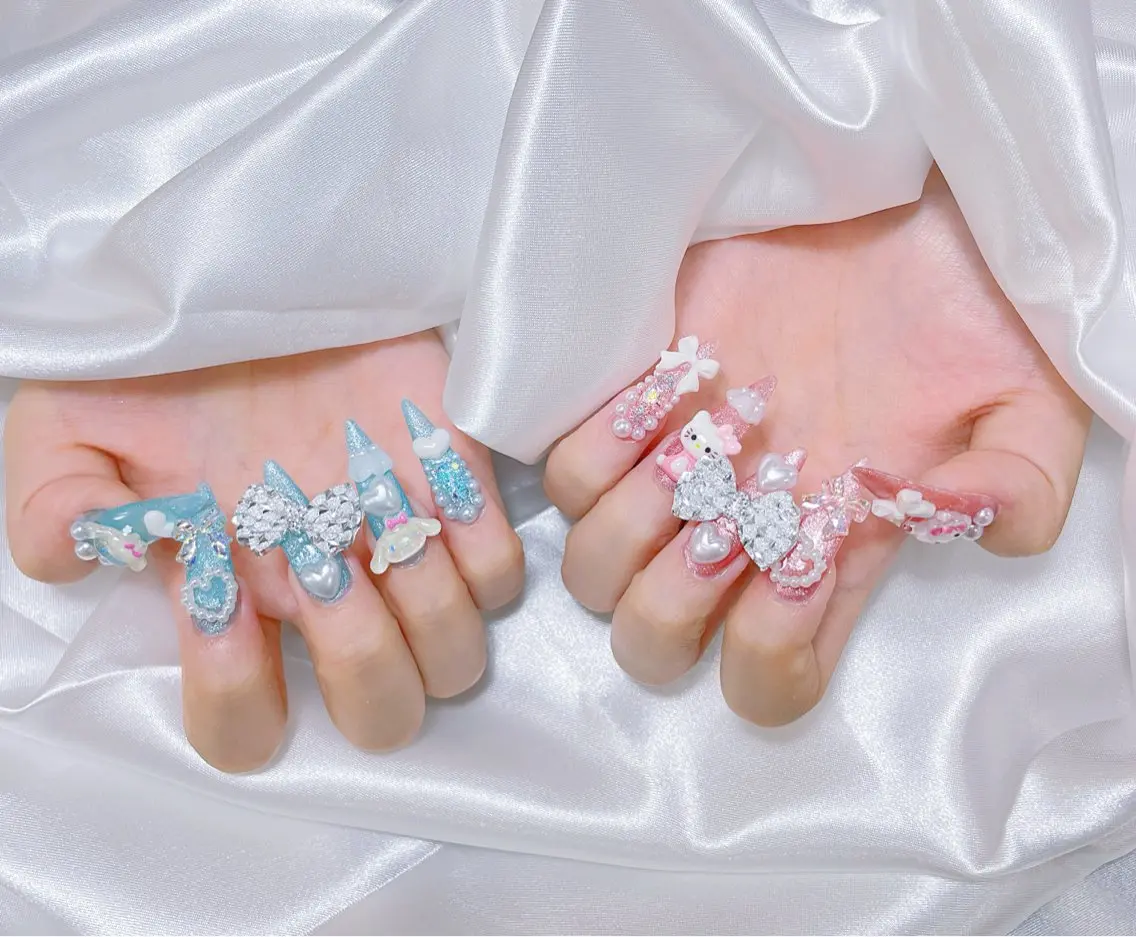 ネイル クリアネイル フレンチネイル ジェルネイル 韓国ネイル マグネットネイル ハンドネイル Rin Nail 新大久保店のネイルデザイン