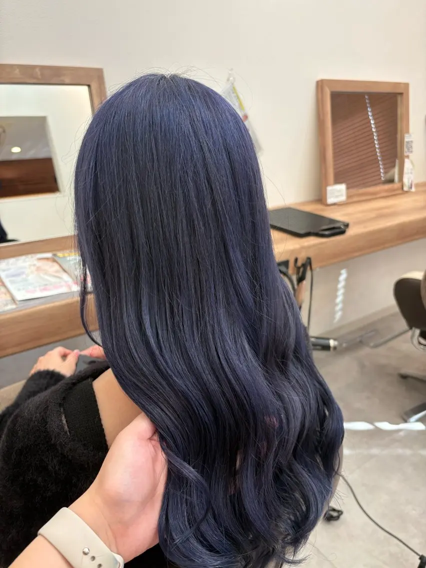 カラー ブリーチ カット ヘアカラー トリートメント 渡邊 玲来のヘアスタイル