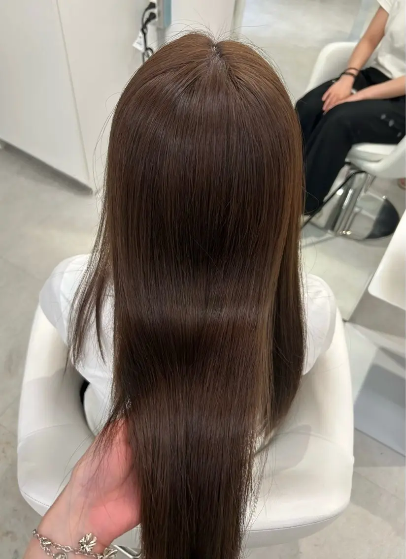 ロング カラー 透明感カラー ヘアカラー juve.大分/ 秋月ひとはのヘアスタイル