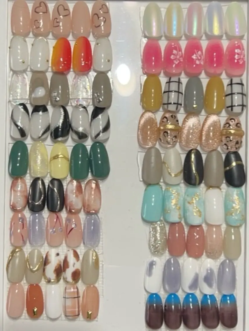 ジェルネイル☆ サンプルから選べる☆トレンドアート【オフ無し限定】4400円の写真