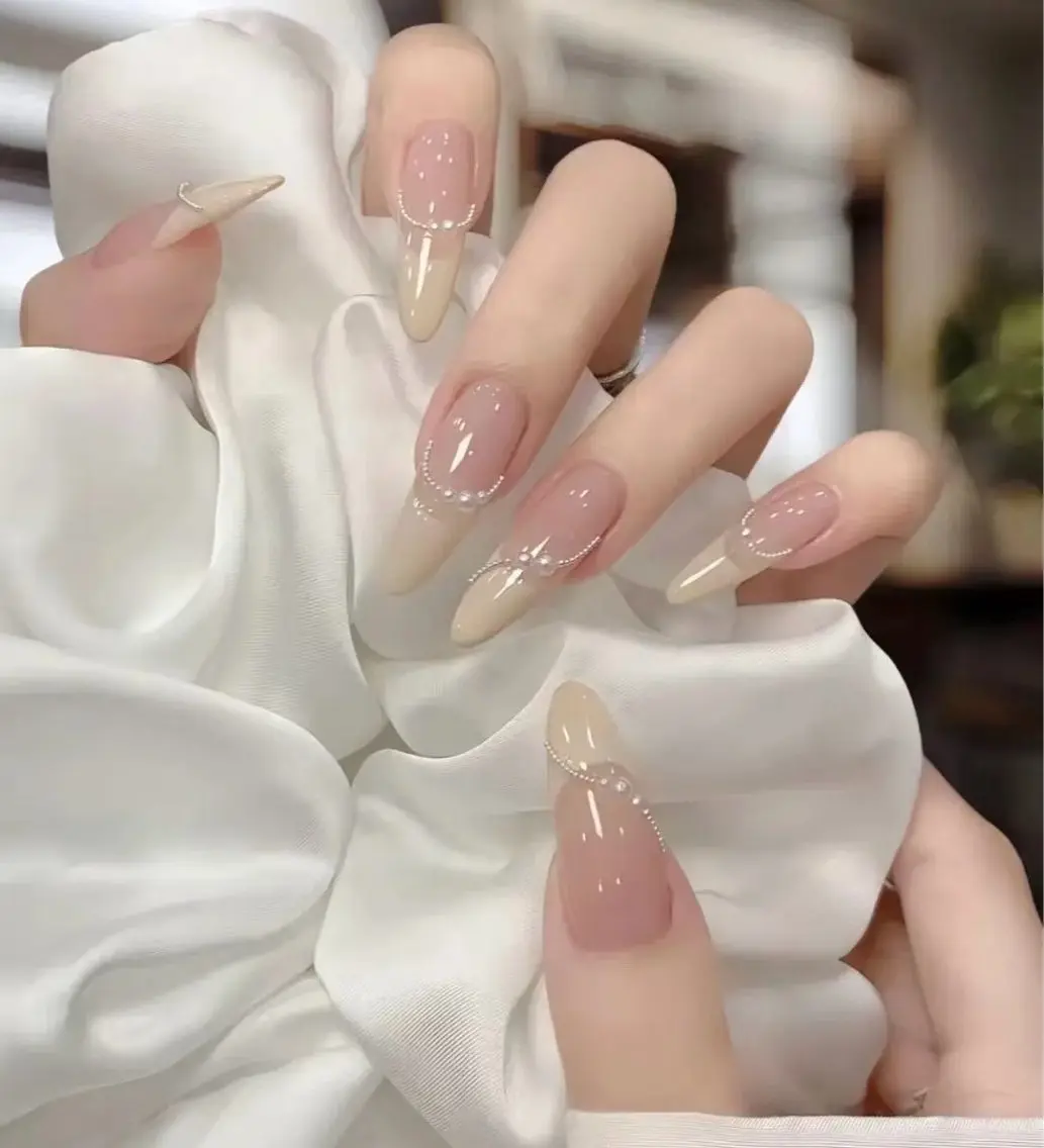 ネイル ハンドネイル ハンドケア The Nail & Eye Lashの眉毛・アイブロウイメージ