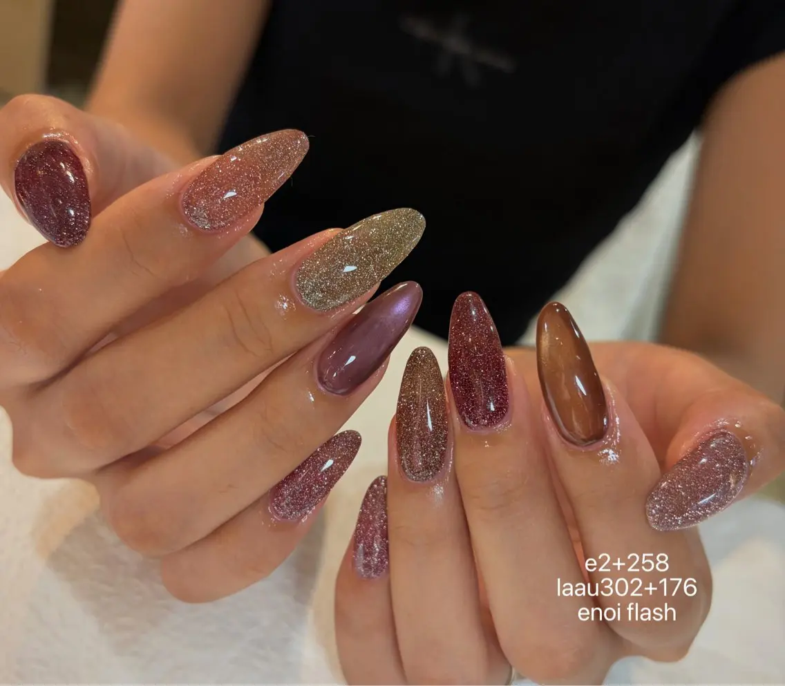 ネイル オーロラネイル チークネイル ドット フレンチネイル ジェルネイル ハンドネイル Floria nail salonのネイルデザイン