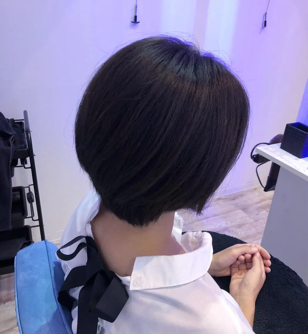 ショート カラー ショートヘア 白井 つづりのヘアスタイル