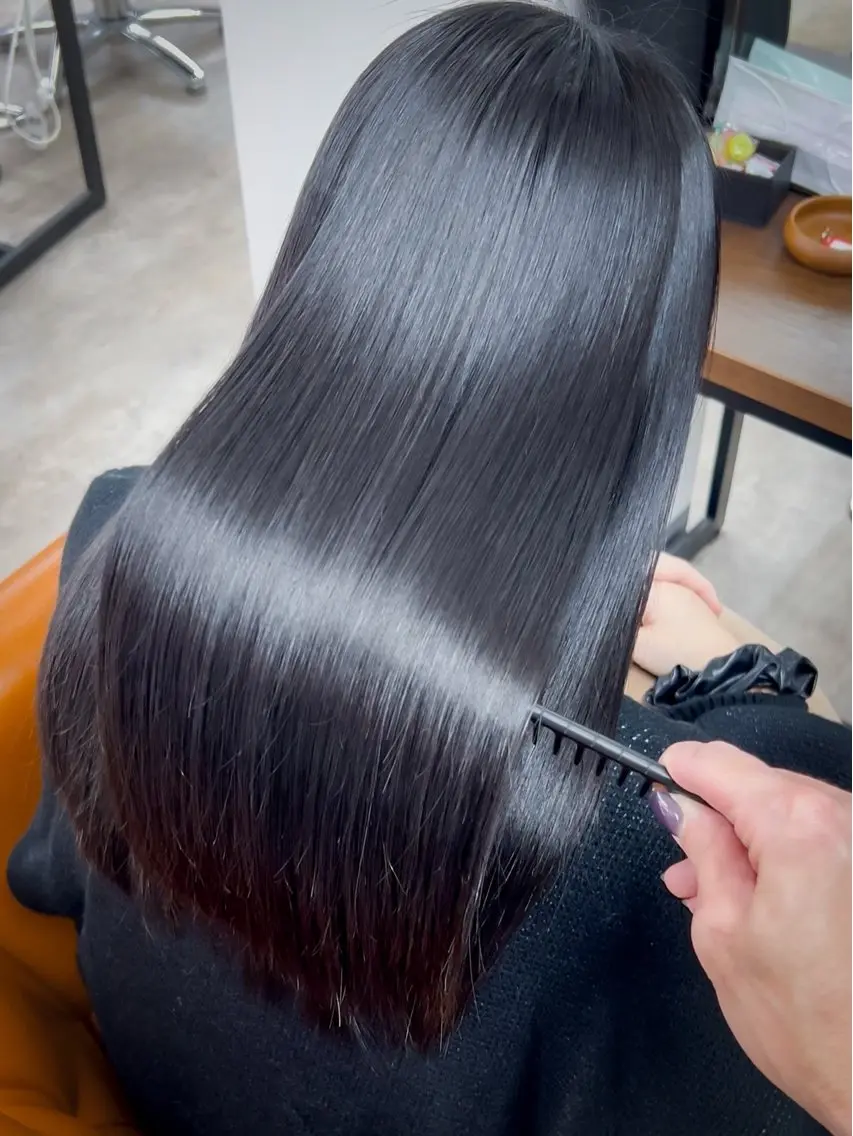 【✨艶々な髪へ✨】髪質改善”美髪”縮毛矯正+4Step Tr¥20900→¥17600の写真