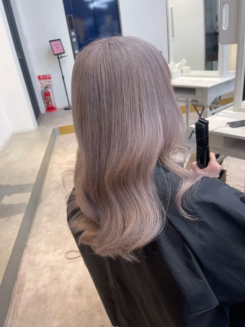 セミロング カラー シールエクステ ハイトーンカラー エクステ ヘアカラー トリートメント ハナ💎中韓/艶髪 ハイトーン/エクステのマツエク・マツパデザイン