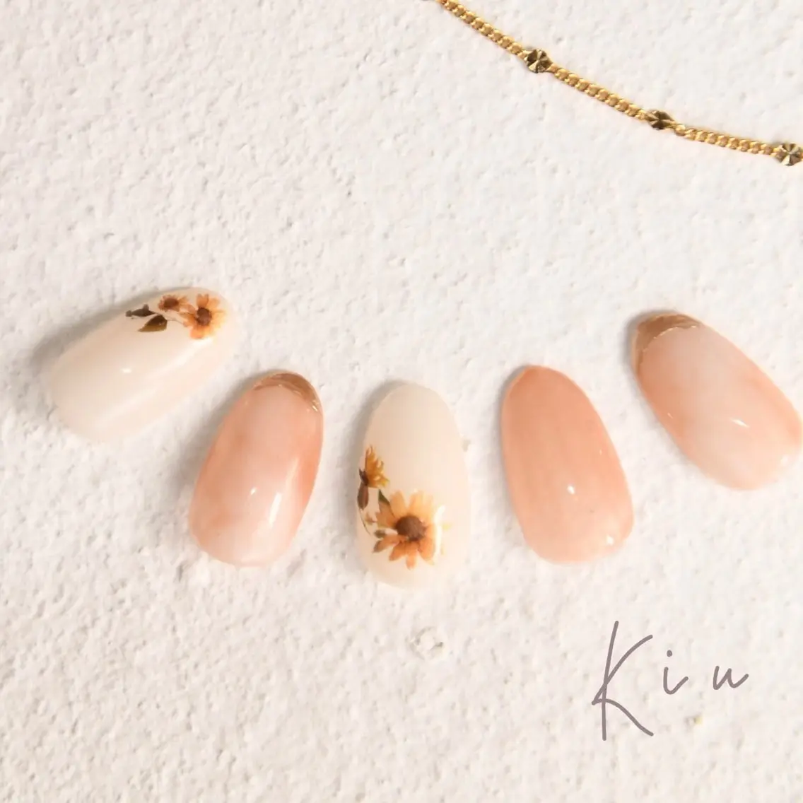 ネイル ジェルネイル ミラーネイル ニュアンスネイル オフィスネイル ショートネイル ハンドネイル kiu nailsalonのネイルデザイン