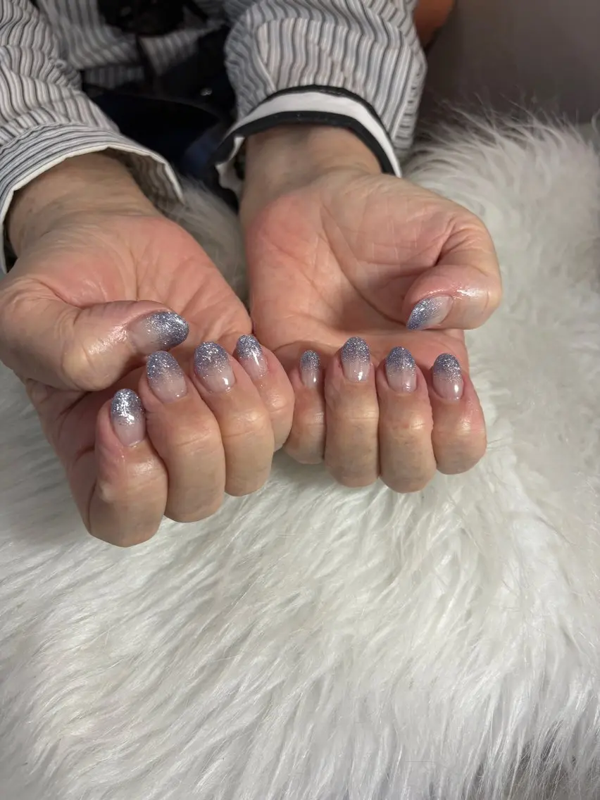 ネイル ハンドネイル LAVISH manaのネイルデザイン