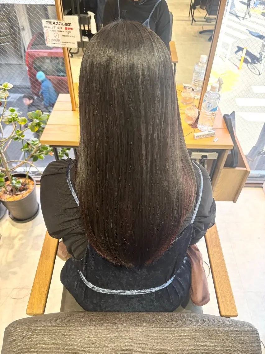 🦔平日限定🦔 カット+Aujuaトリートメント🪴🫧の写真