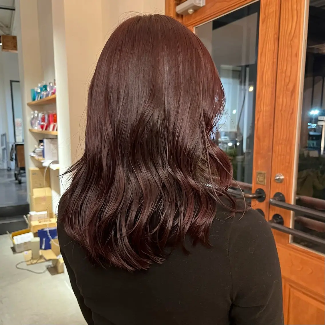ロング カラー レイヤーカット カット ヘアカラー シマダ ユウナのヘアスタイル