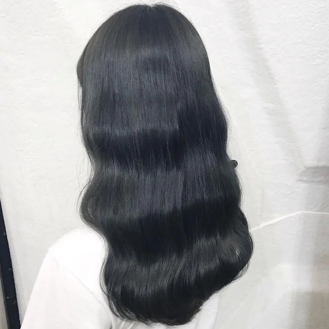 カラー アッシュ ブリーチ ネイビーカラー K-POP好き美容師 🇰🇷Kai.Yのヘアスタイル