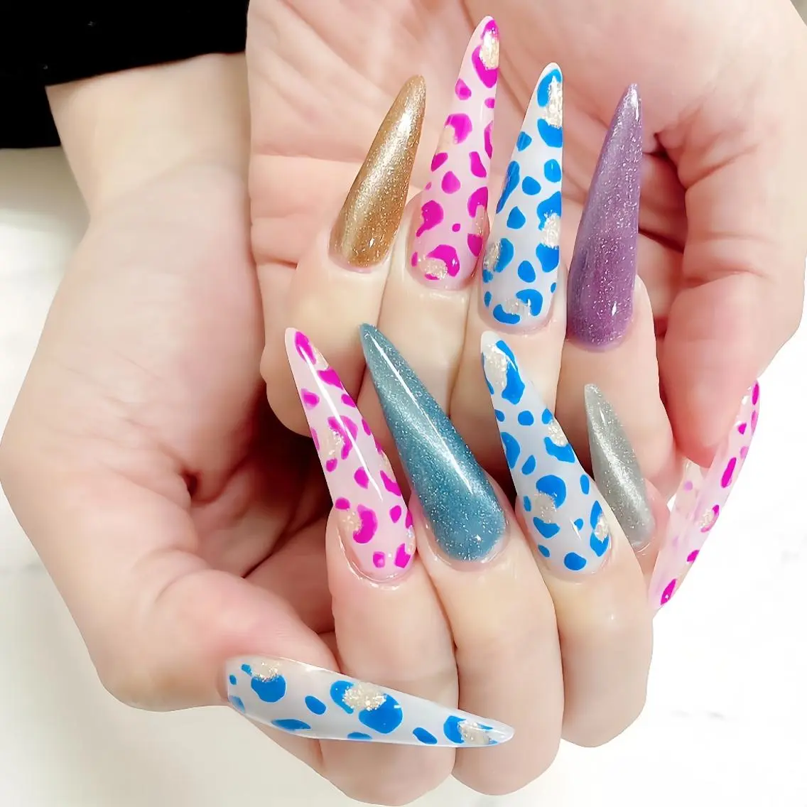 ネイル 持ち込み ❤️💛REBEST 京橋　nailのネイルデザイン