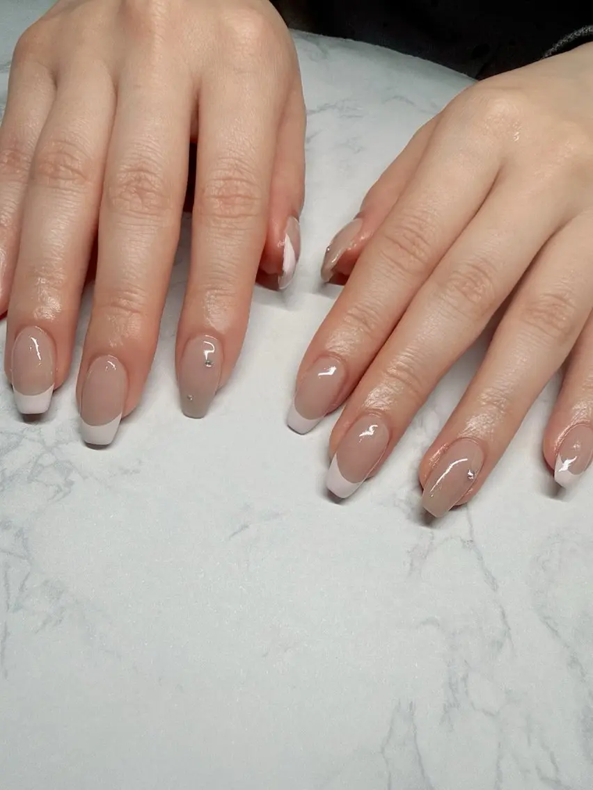 ネイル フレンチネイル ハンドネイル nailist SATO【銀座】のネイルデザイン